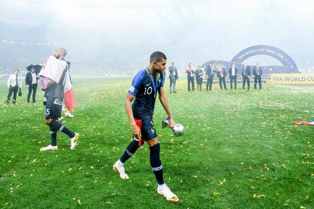 地位与传奇 地位与传奇